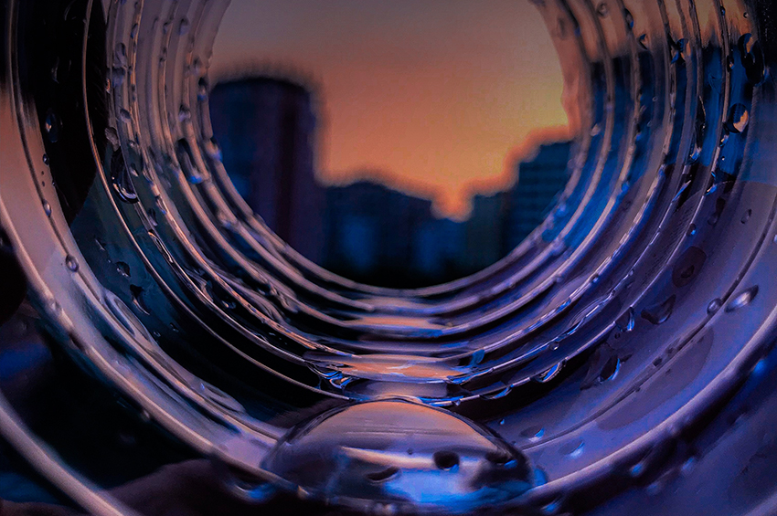 Image of a water droplets in a bottle